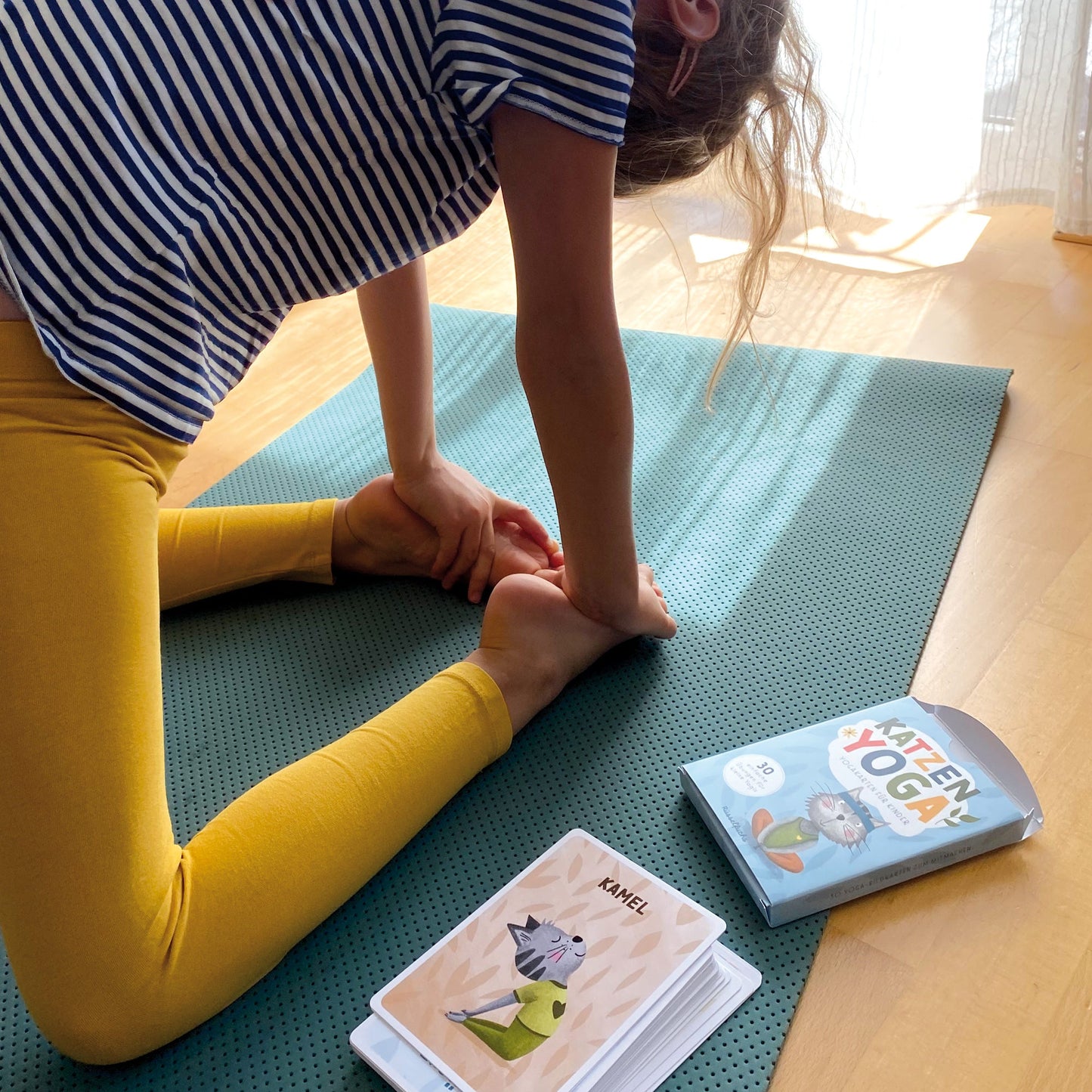 yoga karten kinder katzen